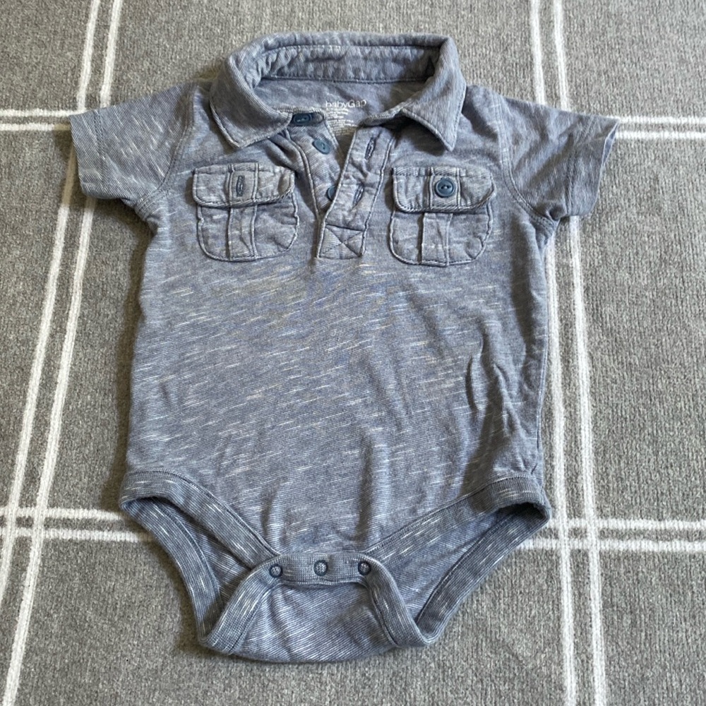 BabyGap boys short sleeve onesie, 3-6 M